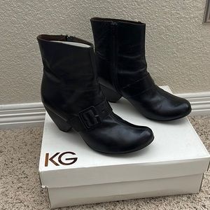 Kurt Geiger black leather boots. Size 40, fit like a US 8.5